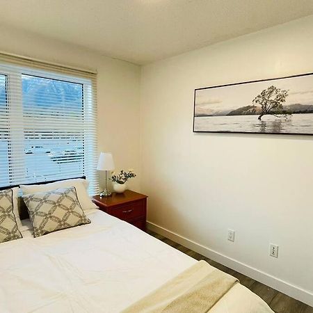 Unit #204 Cozy Mountain View 2Br In Canmore Downtown Apartamento Exterior foto