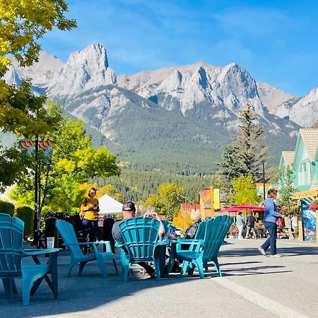 Unit #204 Cozy Mountain View 2Br In Canmore Downtown Apartamento Exterior foto